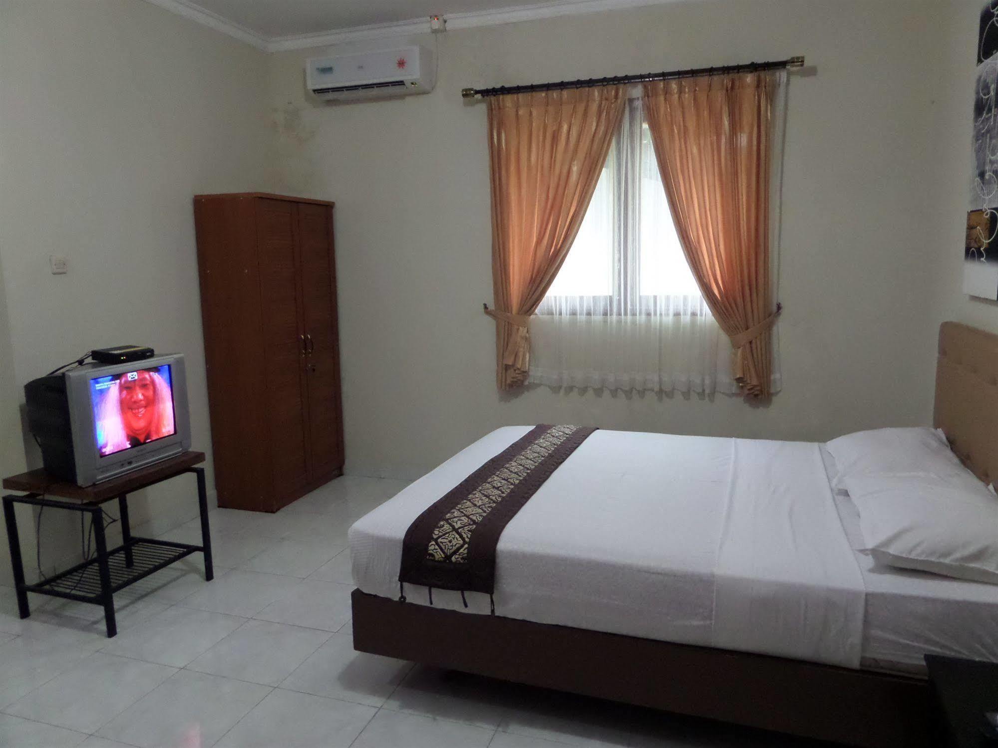 Oyo 198 Emdi House Seturan Hotel Melati Exterior photo