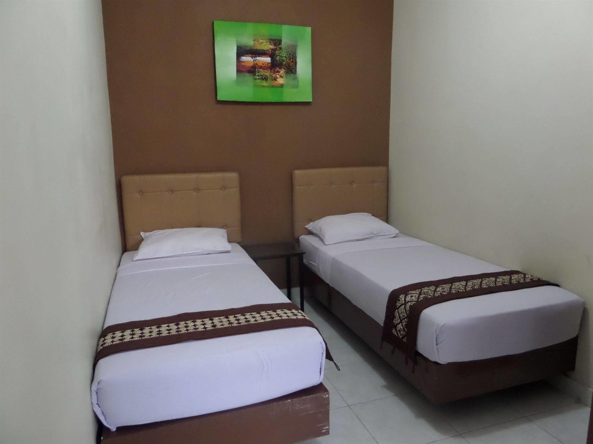 Oyo 198 Emdi House Seturan Hotel Melati Exterior photo