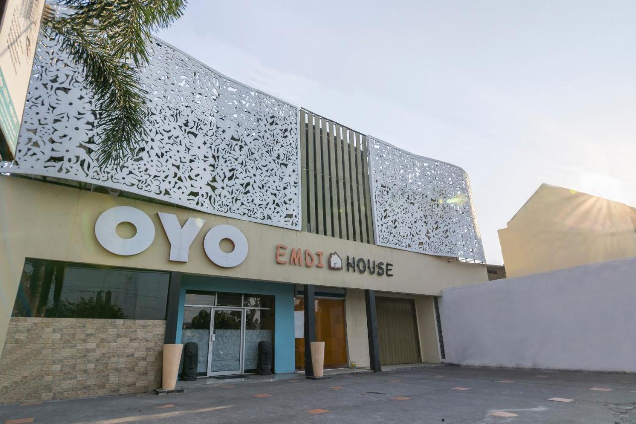 Oyo 198 Emdi House Seturan Hotel Yogyakarta Exterior photo